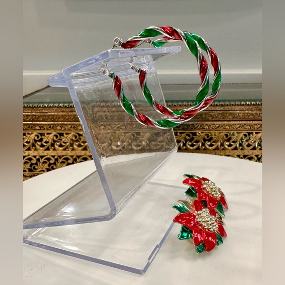 2 Prs Christmas Earrings - Red/Green/Gold/Silver Enamel Costume Jewelry - VGVC - Picture 4 of 17